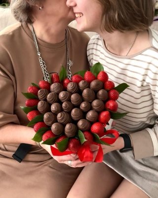 От всего сердца M